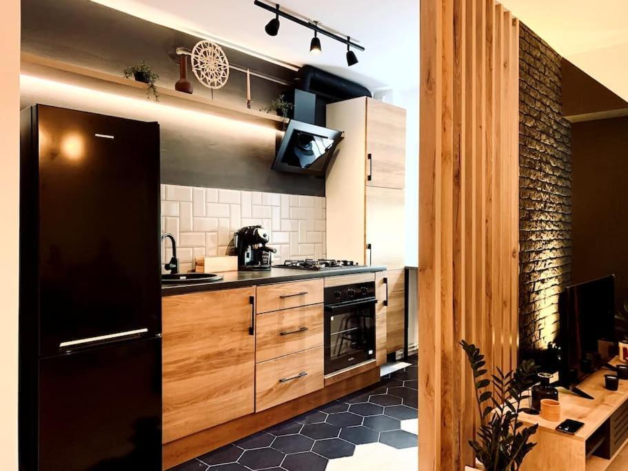 Апартаменти Heart Of The City - Modern Studio With Balcony Бухарест Екстер'єр фото