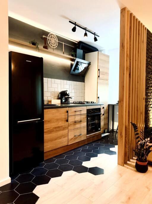 Апартаменти Heart Of The City - Modern Studio With Balcony Бухарест Екстер'єр фото